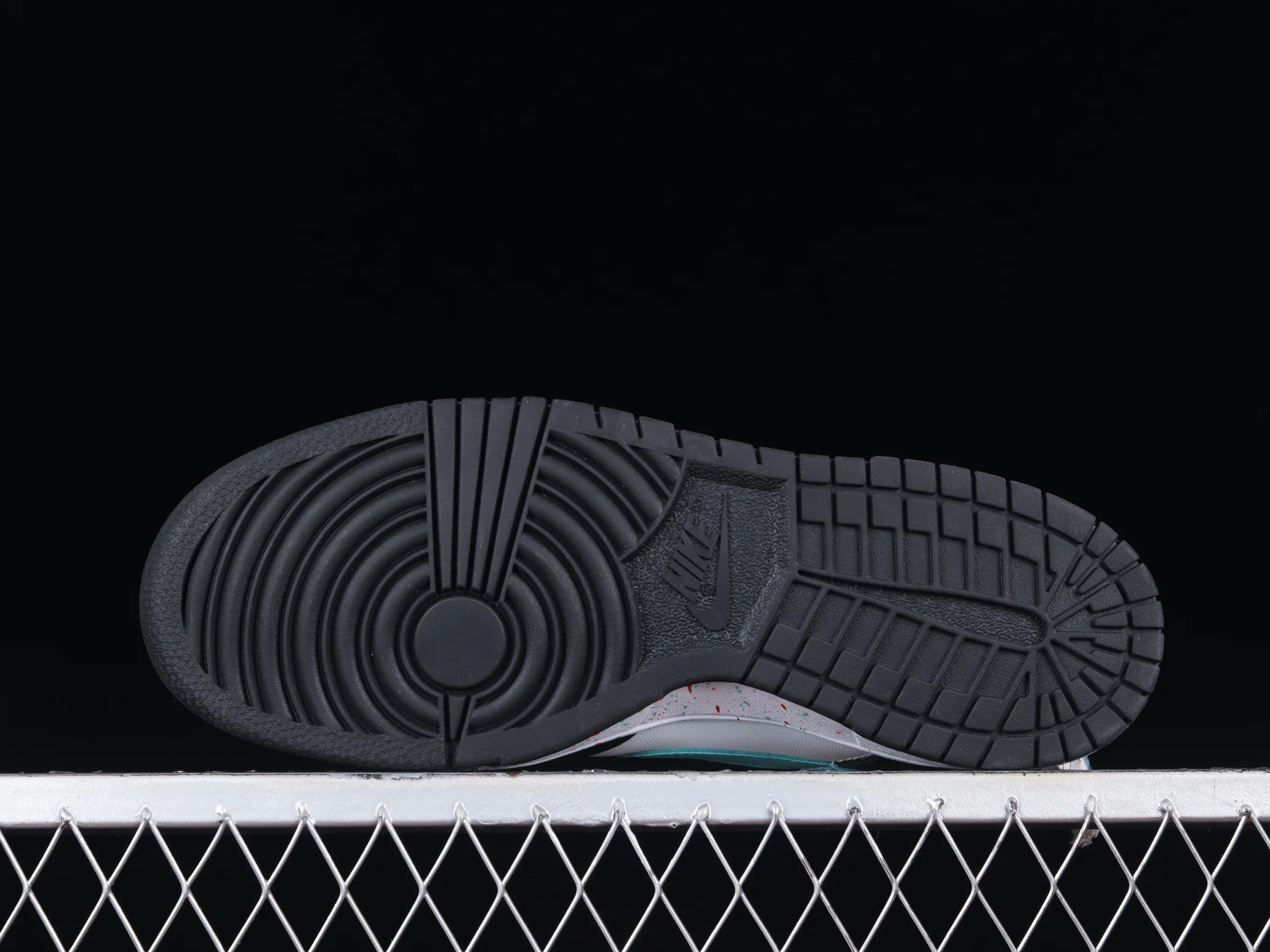 All Categories Nk SB Dunk Series Nk SB Dunk Low Low-top sneakers Cost-effective version Nk Dunk Low "Lunar New Year" SB low-top casual sneakers FD4623-131
